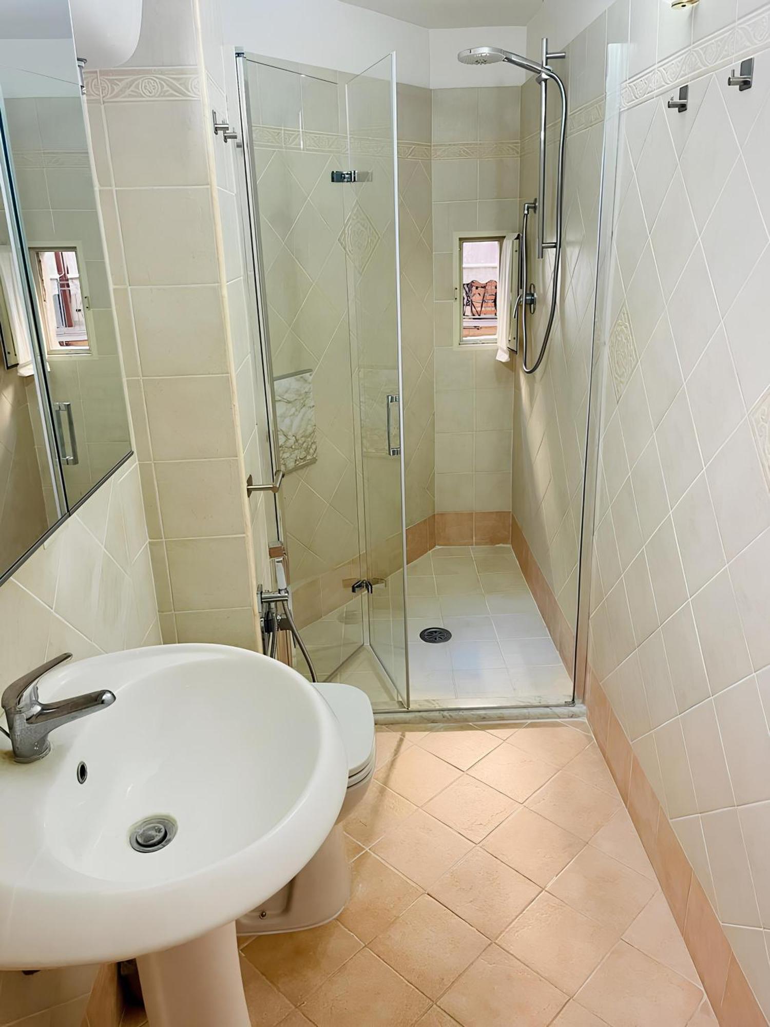 Ferienwohnung Napoli Forcella House Al Centro Di Napoli Exterior foto